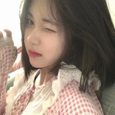 屏风美人
